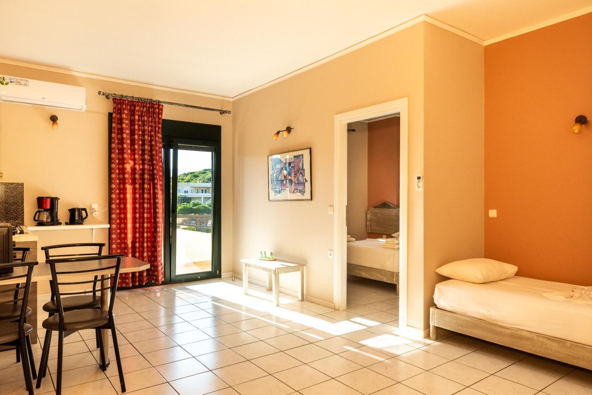 Megás Limniónas Sun Village Hotel Apartments الغرفة الصورة